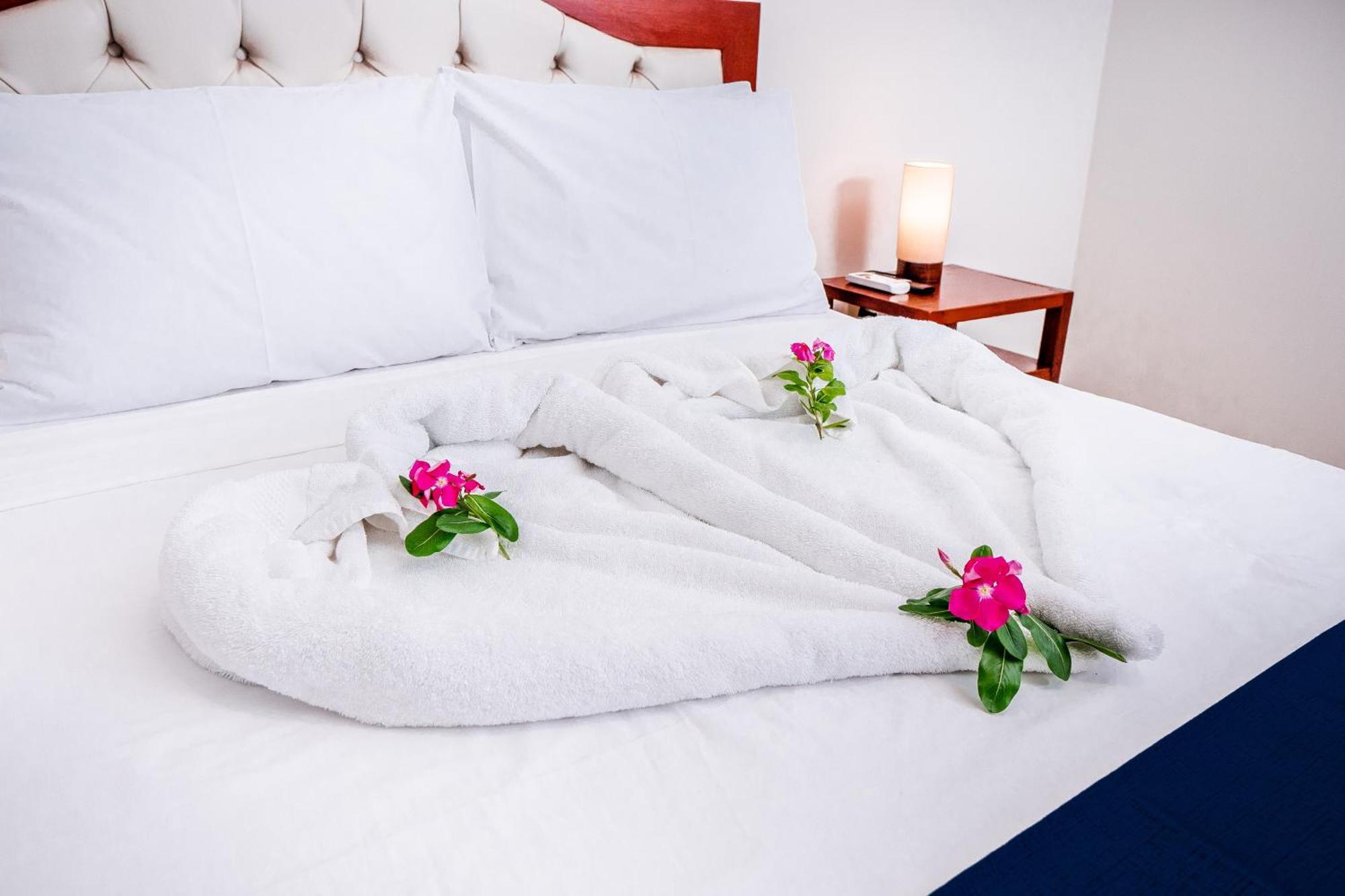 Laguna Azul Hotel & Suites Sauce Eksteriør bilde